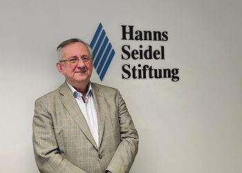 La economía social de mercado como modelo: protección del ambiente e impulso de las pymes