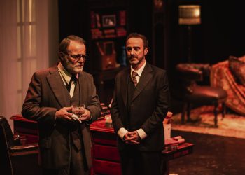 Schmitt y el visitante del Dr. Freud