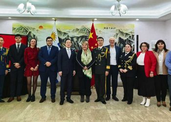Uruguay subraya la cooperación militar con China en la celebración del Ejército Popular de Liberación