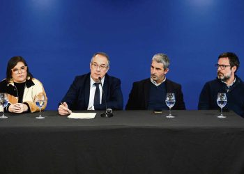 El gobierno impulsa reformas en la educación pública