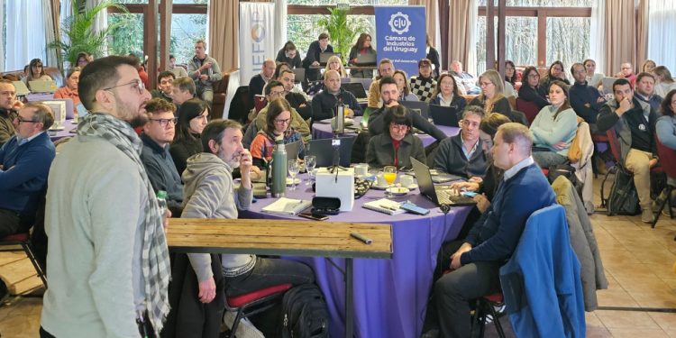 Impulsa Industria realizó taller de Inteligencia Artificial dirigido a empresas del sector