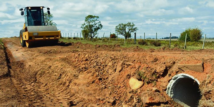 Enciso declaró emergencia en caminería rural de Florida, en setiembre comenzarían las obras de recuperación