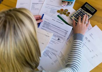 Entre las personas de nivel socioeconómico bajo, casi la mitad declara estar en el Clearing