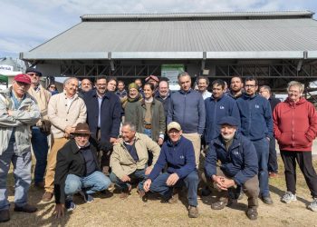 Autoridades recorrieron INIA La Estanzuela y destacaron su impacto en el desarrollo rural