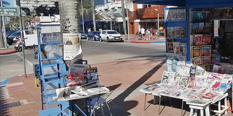 Vendedores de Diarios y Revistas solicitan ayuda a autoridades para sostener su actividad