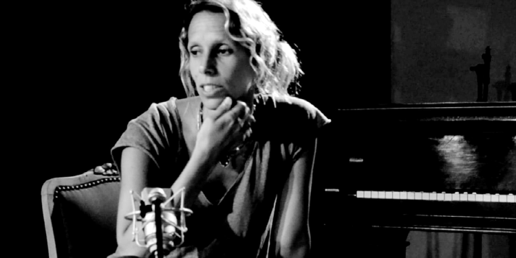 Una voz llamada Sara