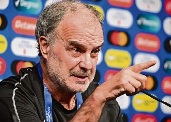 Gracias, gracias, Marcelo… hermosa conferencia de Bielsa