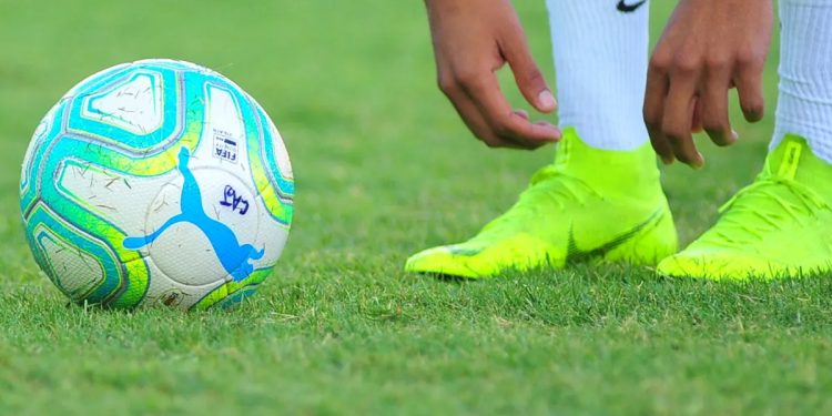 Peñarol recibió regalos de cumpleaños hasta de Nacional en la novena fecha