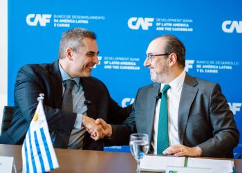 CAF firmó convenio de cooperación técnica con OSE para mejorar la infraestructura y la gestión hídrica uruguaya