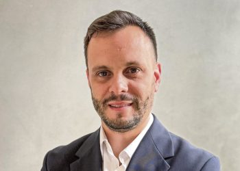 “El Estado debe fiscalizar”: experto alerta la informalidad y falta de derechos en trabajadores de apps