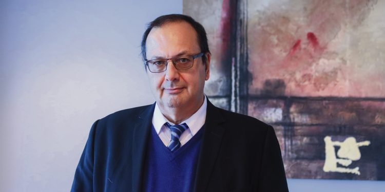 “Uruguay debió haber seguido otro camino, más que plegarse a la presión de la OCDE”