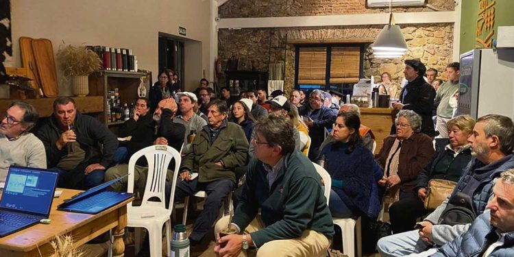 Agroveterinaria de Pan de Azucar ofrece ciclo de charlas para estar más cerca del productor