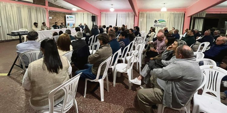 Con muy buena participación, la Sociedad de Productores de Leche de Rodríguez tuvo su asamblea anual