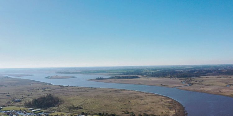 El acuífero aluvial del Santa Lucía: una opción más rápida y 10 veces más barata que Casupá