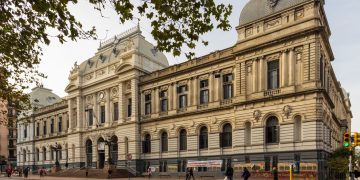 Gobierno destinará más presupuesto a la UdelaR con partidas subejecutadas