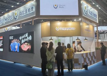 Uruguay fortalece su presencia en China con una destacada participación en la feria CIIE 2025