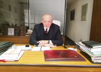 “La deuda en relación con el PBI continuará aumentando como una bola de nieve”