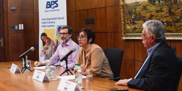 BPS e Inefop firman un convenio para profesionalizar la atención en hogares de personas mayores