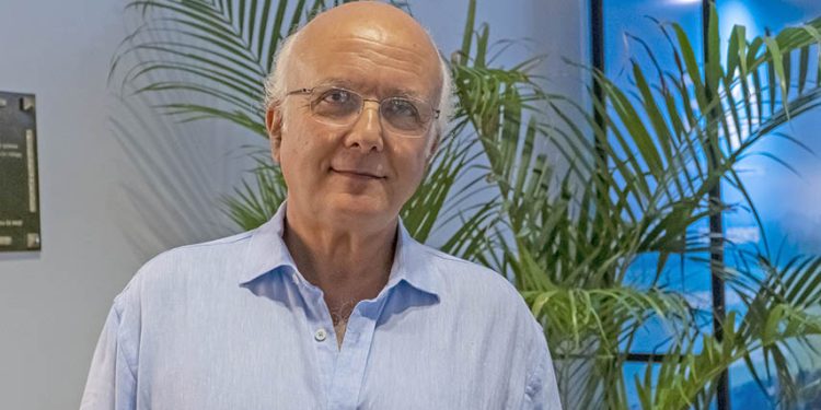 “Sería recomendable discutir si realmente es necesario tener un régimen como el Fonasa”