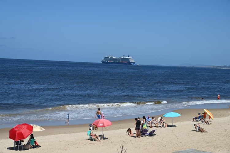Punta del Este dio la bienvenida a la Temporada de Cruceros 2025/2026