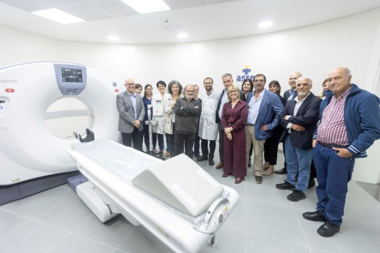 CAF realiza importante aporte para la instalación de nuevo tomógrafo en el Hospital del Cerro