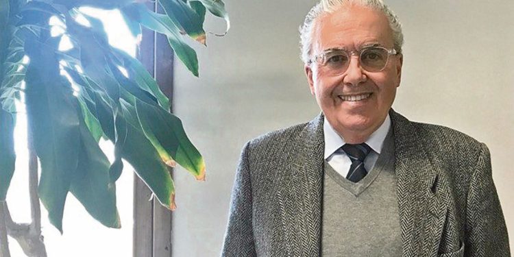 El testigo de una época y el signo de vivir en plenitud una vocación de servicio