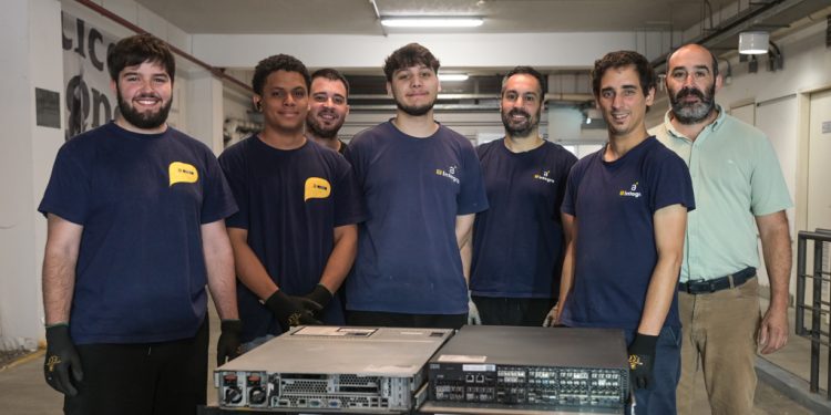 UTEC fortalece la formación en ciberseguridad y cloud computing con equipos reciclados de Antel Integra