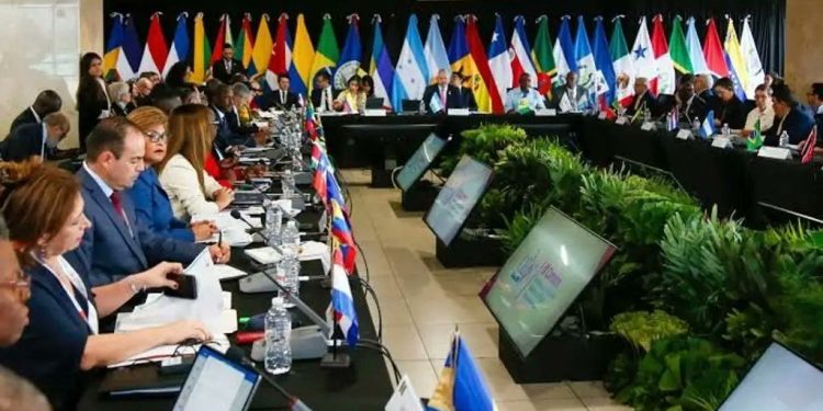 CELAC fracasa en lograr una posición común sobre la intervención militar estadounidense en Venezuela