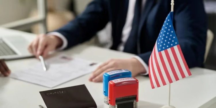 Gobierno uruguayo confía en revertir suspensión de visas de inmigrantes por parte de EE.UU.