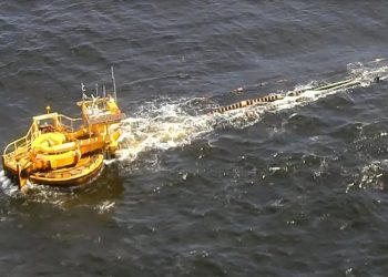 Expertos chilenos inician crucial reparación de boya petrolera en Uruguay tras meses de pérdidas millonarias