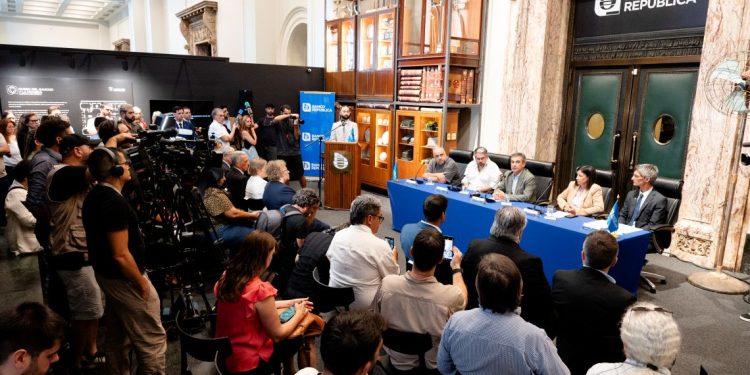 BROU y COFE acuerdan una campaña especial de apoyo financiero para funcionarios públicos