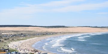 Verano 2026: Guía definitiva para elegir tu playa ideal en una temporada histórica