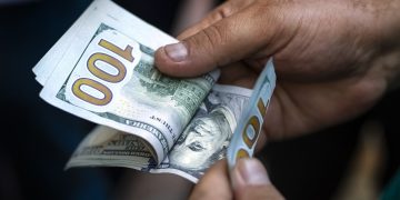 Bartesaghi: “El valor del dólar es un fenómeno que se corrige a largo plazo”