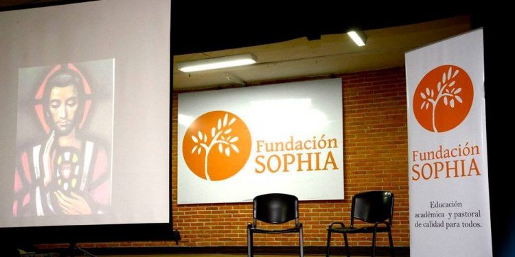 Fundación Sophia: cuestionamientos a una obra que educa y transforma