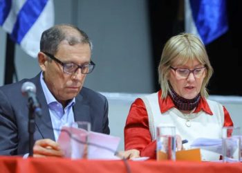 Debate parlamentario sobre cambios al Fonasa: equidad versus “mano en el bolsillo”