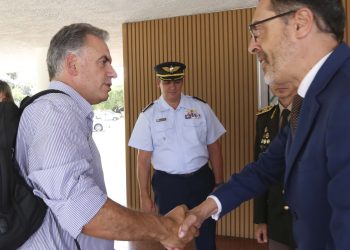 Orsi partió el jueves a China al frente de una misión comercial récord con empresarios, académicos y sindicatos