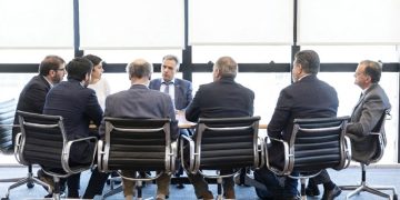 Tras viaje a China, Orsi convocará a partidos para forjar posición nacional frente a crisis en Venezuela