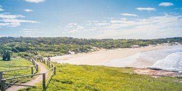 ¿Una puerta abierta a la privatización de la costa? La polémica modificación que inquieta a expertos en ordenamiento territorial